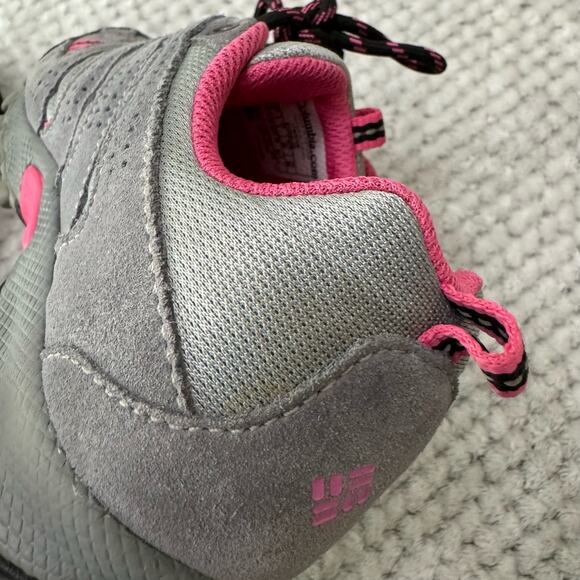 Columbia Omni-Grip Waterproof Sneakers Girls 2 Gray Pink Techlite Shoes Lace Up - Picture 11 of 14